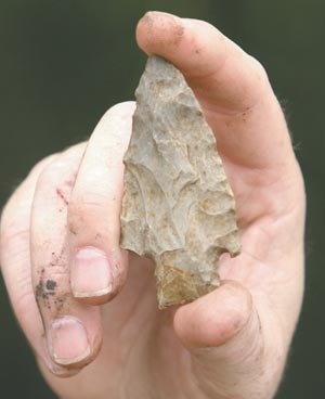 Stemmed dart point from the Gault Site
